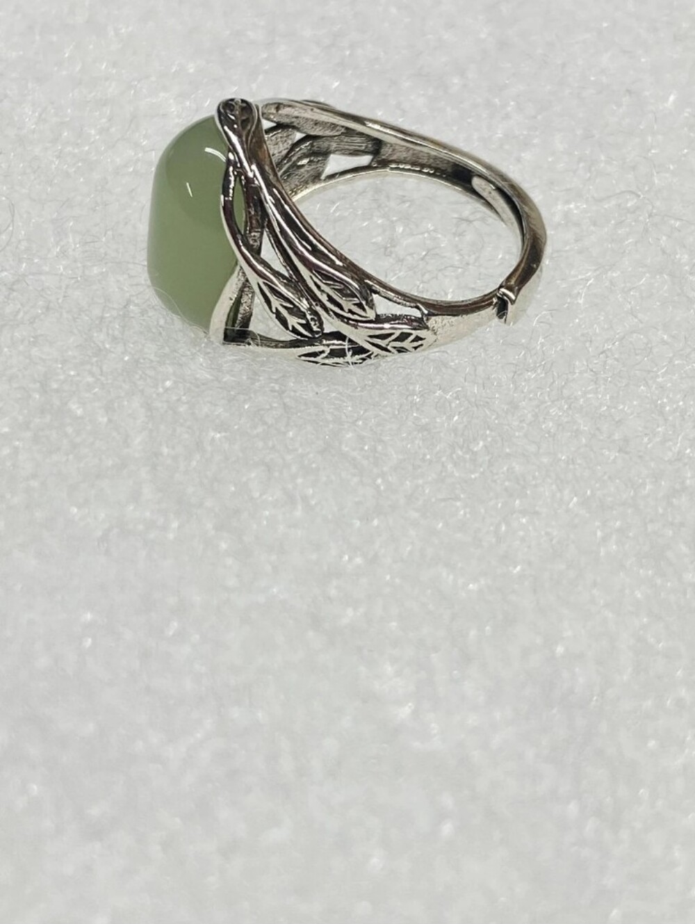 Sterling Silver Oval Pale Green Stone Statement Ring - Picture 4 of 4